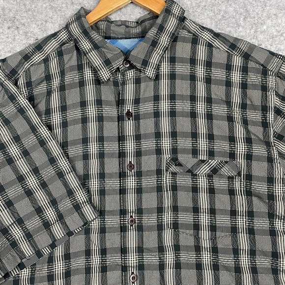Quicksilver Shirt Mens 2XL Gray Plaid Short Sleeve Button‎ Up Surf Skate - Picture 1 of 9